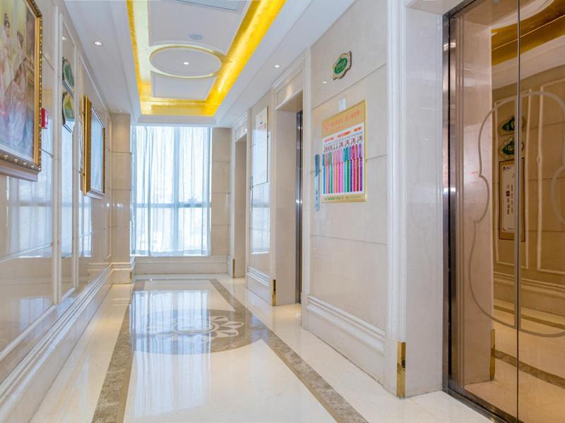 Vienna Hotel Hubei Xiangyang Tanxi Road エクステリア 写真